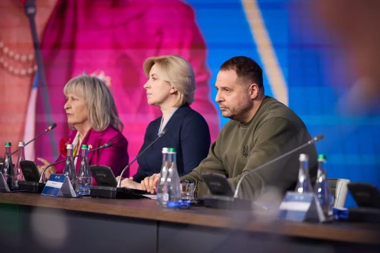 Андриј Јермак: Русија ги брише сите спомени за Украина кај депортираните деца, затоа треба што поскоро да се вратат во татковината