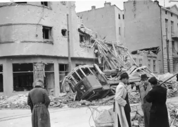 Последици од бомбардирањето на Белград, 6 април 1941 година (фото извор: Wikimedia Commons)
