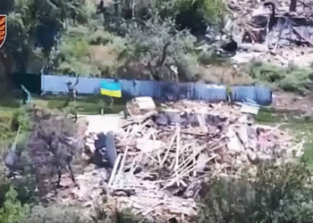 Украински војници од 46 одделни воздухопловна бригада во селото Дачне во регионот Днипро. Фото: Генералштаб на ЗСУ