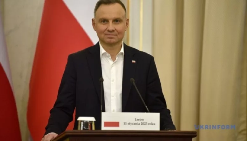 Претседателот на Полска ги повика членките на НАТО да ги зголемат трошоците за одбрана на три отсто од БДП