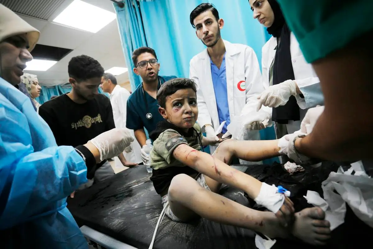 Десетици деца дневно во Газа ги губат нозете  додека расте тешката здравствена криза, велат хуманитарните групи