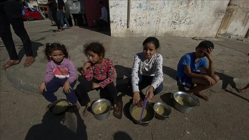 Над триста илјади жители на Газа се соочуваат со глад поради тешките услови за достава на хуманитарна помош
