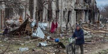 Фото: UNDP Ukraine/Oleksandr Ratushnia
The village of Novoselivka, near Chernihiv, Ukraine has been heavily bombed.