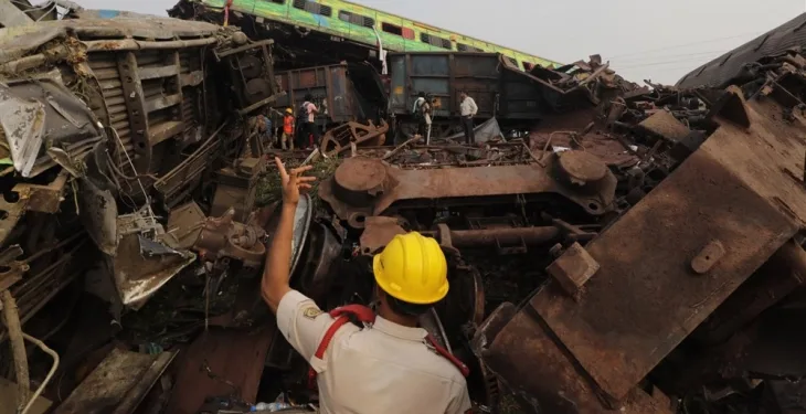 Најмалку 288 лица загинаа во железничка несреќа во источна Индија/Фото: МИА