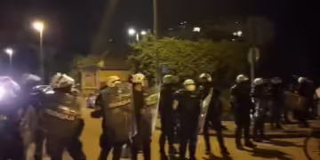 Protesti Novi Sad, interventna edinica
Foto: Screenshot X Radio 021