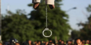 Иран сè уште има смртна казна. Оваа фотографија е направена во 2011 година, во градот Казвин, во близина на Техеран, главниот град на Иран. Фото: Hamideh Shafieeha/AP