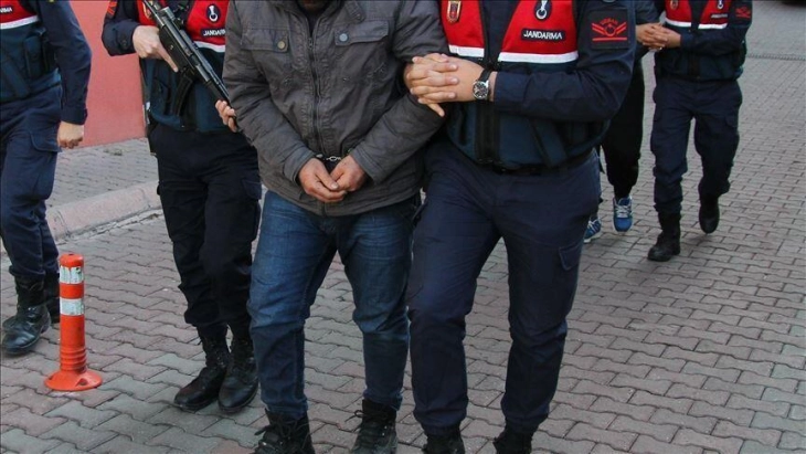 Уапсени 25 осомничени за пукањето во Католичката црква во Истанбул