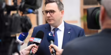 Фото: профил на чешкиот министер за надворешни работи Јан Липавски на Х