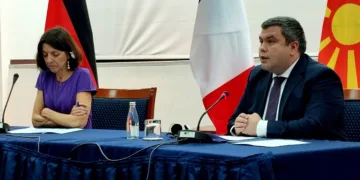 Вицепремиерот Бојан Маричиќ на средба со Вајмарската тројка (Foto: CivilMedia)