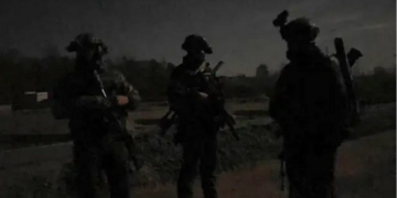 ukrainian-sbu-alpha-operators-preparing-for-night/ Mil.in.uk