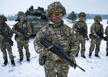 НАТО ќе распореди сили во Источна Европа, како одговор на руските воени закани против Украина