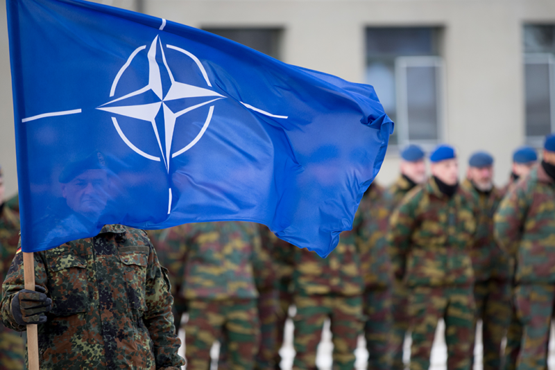 Приоритет на НАТО во Албанија е премин од бавно кон високо производство на муниција за потребите на војната во Украина