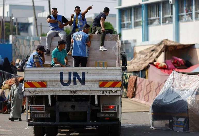 Израел да направи повеќе околу испораката на хуманитарна помош во Газа, побара Советот за безбедност на ОН