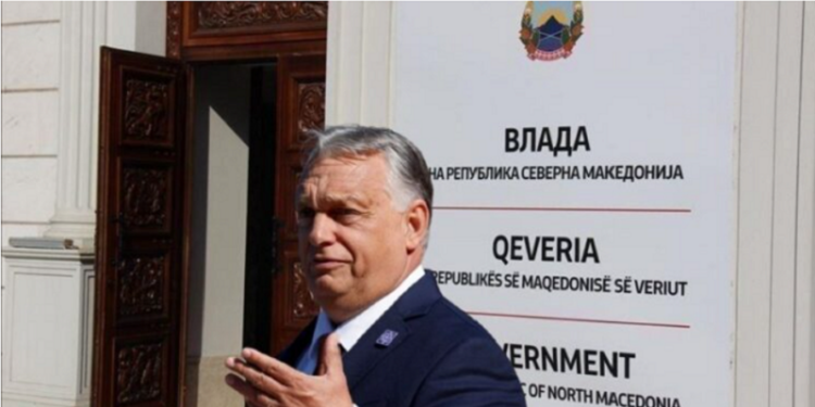 Фотомонтажа: Фронтлајн