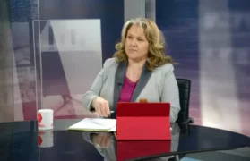 Министерката за одбрана, Славјанка Петровска во нејзиното гостување на ТВ Шења