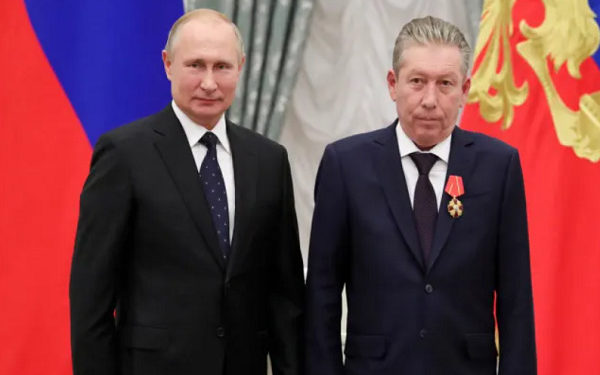 Russian President Vladimir Putin stands next to First Executive Vice President of oil producer Lukoil Ravil Maganov after decorating him with the Order of Alexander Nevsky during an awarding ceremony at the Kremlin in Moscow, Russia, November 21, 2019. Mikhail Klimentyev | Kremlin | Sputnik | via Reuters