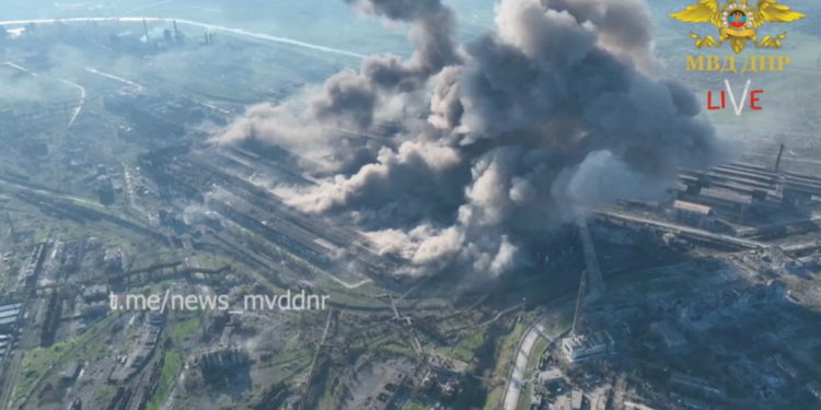 An aerial view of rising smoke after a possible shelling of Azovstal complex, in Mariupol, Ukraine, in this still image from a handout video acquired by Reuters on May 5, 2022.   Ministry of Internal Affairs Donetsk People's Republic/Handout via REUTERS    THIS IMAGE HAS BEEN SUPPLIED BY A THIRD PARTY