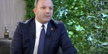 Фото: Скриншот од Фејсбук објава на министерот Оливер Соасовски