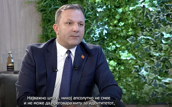 Фото: Скриншот од Фејсбук објава на министерот Оливер Соасовски