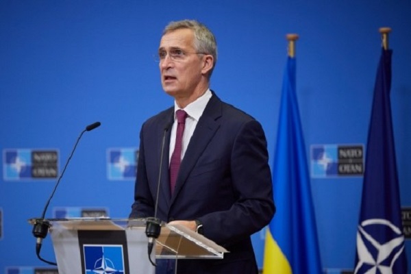 Столтенберг: На Украина и треба попредвидлива и поробусна поддршка