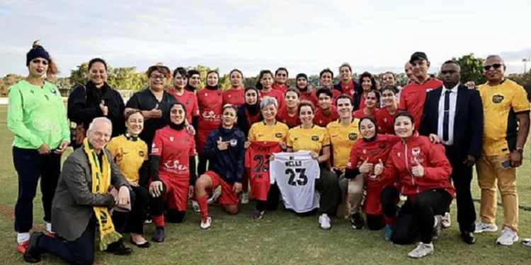 Фото: Авганистанска женска фудбалска репрезентација во егзил во Австралија / Wikimedia commons