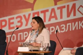 Претседателката на Форумот на жени на СДСМ и министерка за труд и социјална политика Јованка Тренчевска на трибината „Резултати што прават разлика“ во Кавадарци