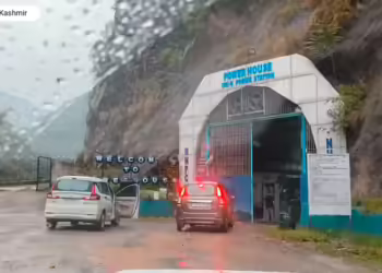 Фото: Скриншот од видео на 
MZR Kashmir