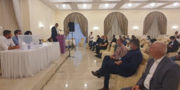 Зиадин Села на собрание на тетовскиот огранок на АА, извор: ФБ страница на Алијанса за Албанците