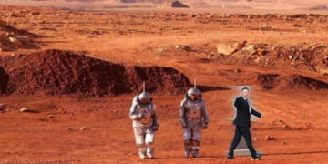Колаж: Илон Маск на Марс