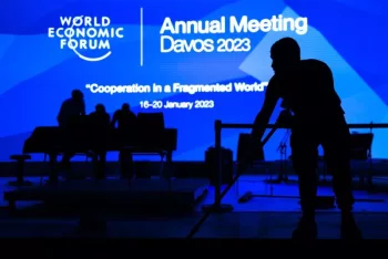 epa10406532 Workers set the main stage on the eve of the 52nd annual meeting of the World Economic Forum (WEF) in Davos, Switzerland, 15 January 2023. The meeting brings together entrepreneurs, scientists, corporate and political leaders in Davos under the topic 'Cooperation in a Fragmented World' from 16 to 20 January.  EPA-EFE/GIAN EHRENZELLER