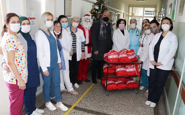 Градоначалникот на Куманово Димитриевски во посета на кумановската болница, извор: Општина Куманово