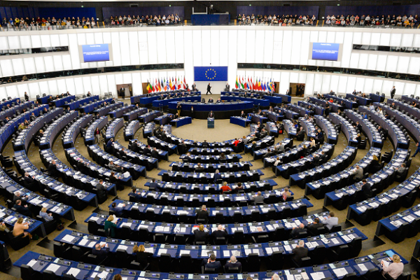 ЕП усвои Извештај со кој бара укинување на ветото при гласањето за проширувањето на ЕУ