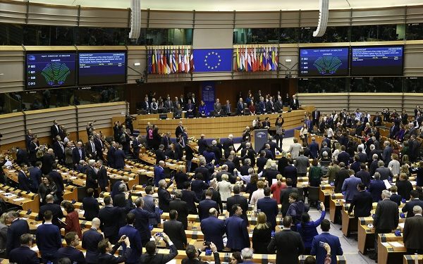 epa08176355 Results of vote during plenary session on BREXIT vote of the European Parliament in Brussels, Belgium, 29 January 2020. Britain's withdrawal from the EU is set for midnight CET on 31 January 2020, with the European Parliament scheduled to vote on the Brexit Withdrawal Agreement.  EPA-EFE/STEPHANIE LECOCQ
