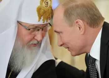 КИРИЛ И ПУТИН Актуелниот политички врв на Русија сè уште има силна поткрепа во црквата, некогаш посилна и од армијата