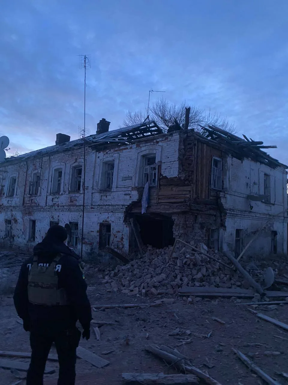 Утринава Вовчанск се соочува со силно бомбардирање