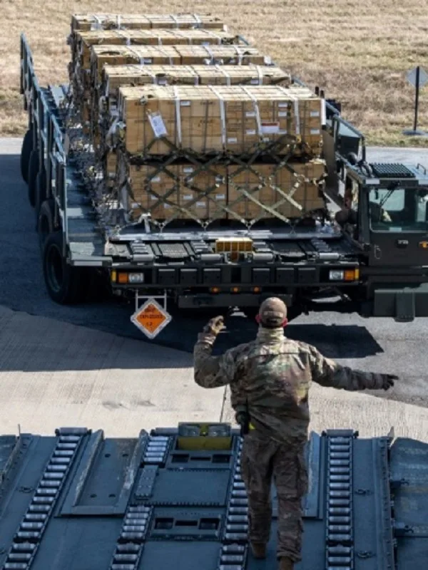 Пентагон за пристигањето на пакетот за одбранбена помош во Украина: „Во рок од неколку дена, ако не и порано“