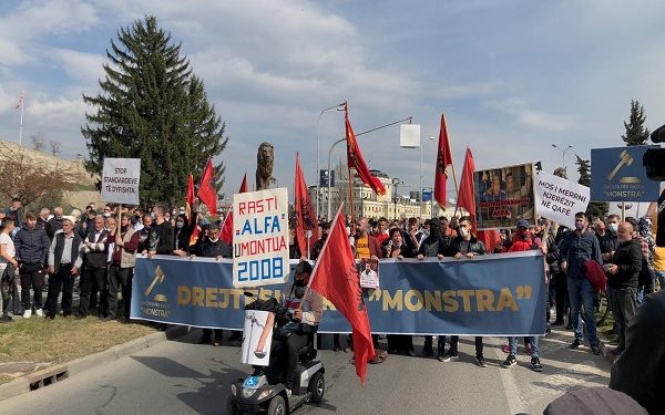 Протест за Монструм, Влада, 2 април 2021/Фотографија Огнен Бошњаковски