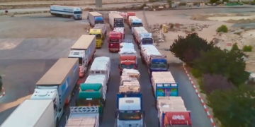 Граничен премин Рафа, Египет: Камиони со хуманитарна помош за Газа