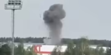 Украински дронови  го нападнале градот Дубна во Московската област, Русија, погодувајќи фабрика за производство на дронови преку ноќ на 28 мај 2025 година. Фото: Астра