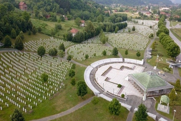Меморијален центар Поточари - Сребреница