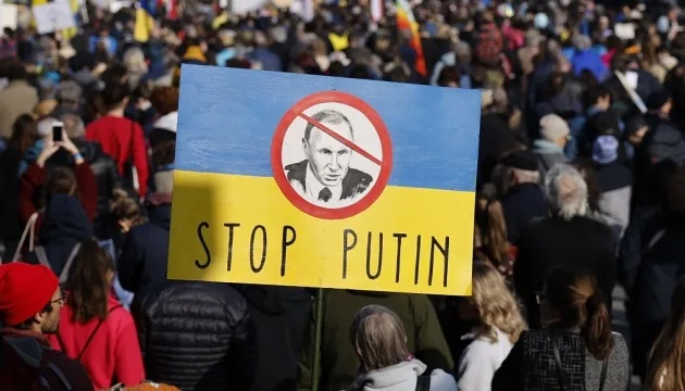 САД загрижени дека Путин нема да застане на Украина, рускиот диктатор сега се заканува и на Финска