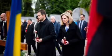 Министерот Тимчо Муцунски во Лвив, Украина, на Денот на Европа, 9 мај 2025 (фото извор: Профилот Х на Муцунски)