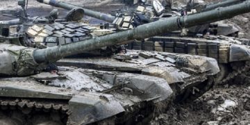 Руски тенкови на украинската граница