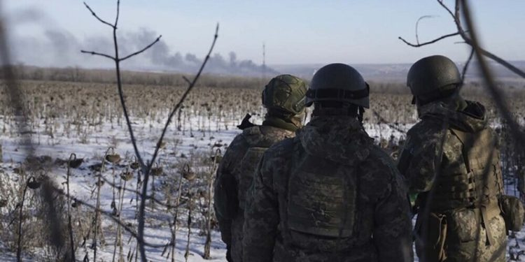 НА ФРОНТОТ Наемните војници земаат плата од 1.500 – 2.00 долари, плус додатоци.