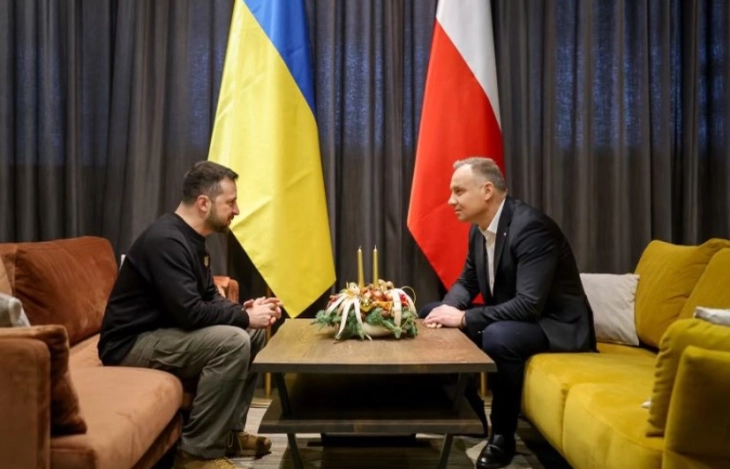 Зголемен бројот на Полјаци кои сметаат дека државата треба да помогне и со испраќање војници во Украина